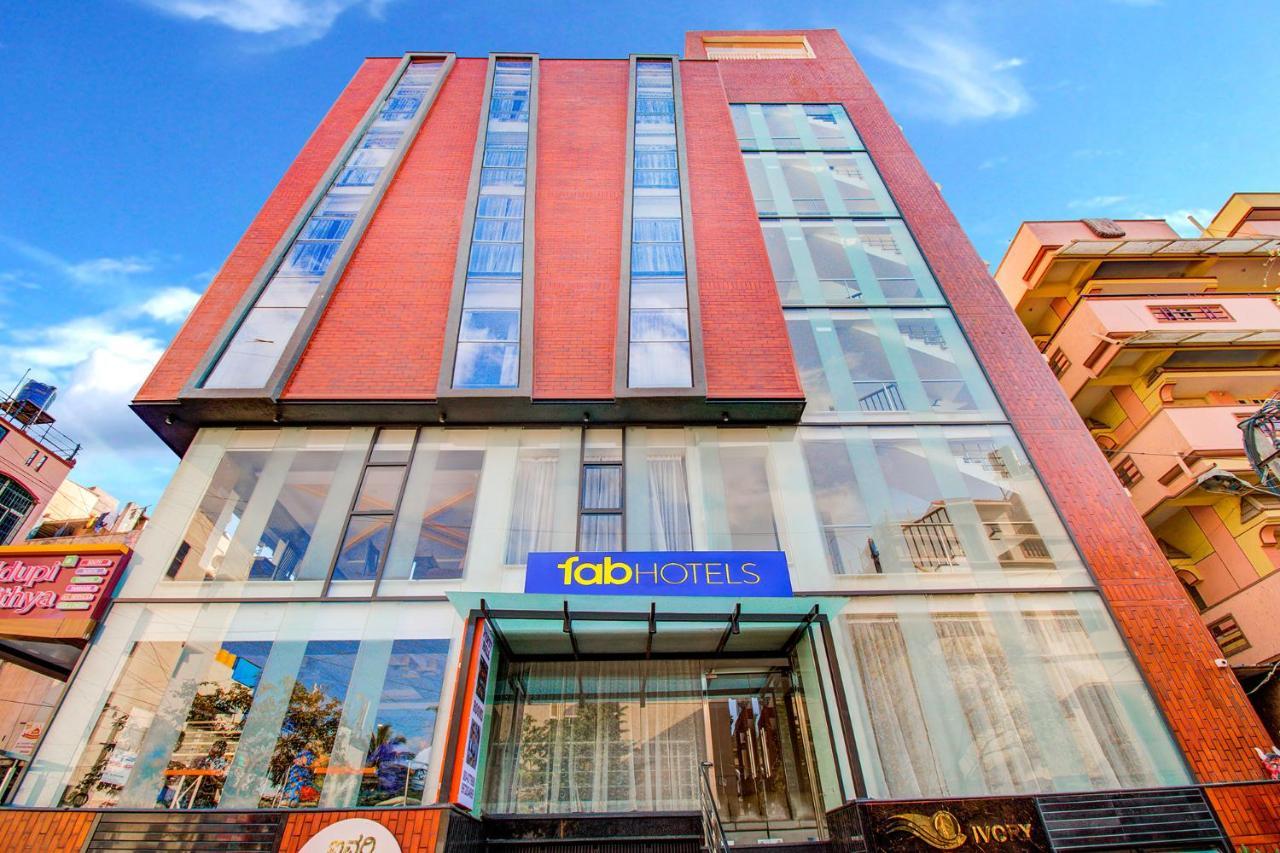 Fabhotel The Royal Suites - Nr Gopalan Innovation Mall Bangalore Exteriör bild