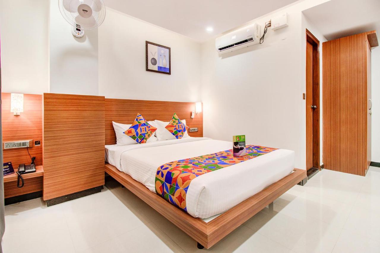 Fabhotel The Royal Suites - Nr Gopalan Innovation Mall Bangalore Exteriör bild